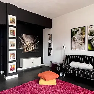Mura Di Elegant Penthouse With Balcony Appartamento